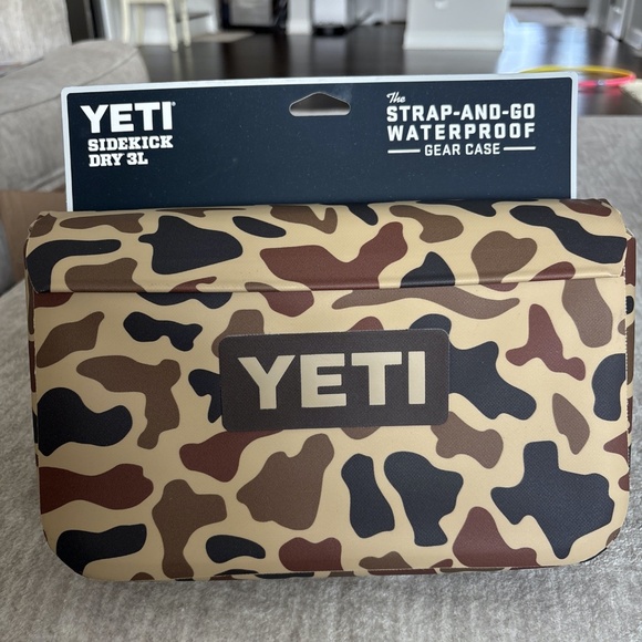 NWT YETI Wetlands Camo Sidekick Dry 3L New Gear Case Strap And Go Waterproof - Picture 1 of 1